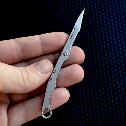 Keychain Titanium Folding Knife Scalpel Tool Pocket EDC Pocket Gear Kutting Device