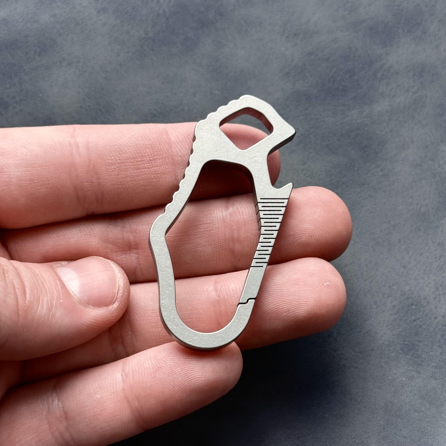 Carabiner Keychain Titanium Ring ,EDC Key Holder for Everyday Carry, Outdoor Travel & Gift, bottle opener,Multi tool, Pocket Gear,