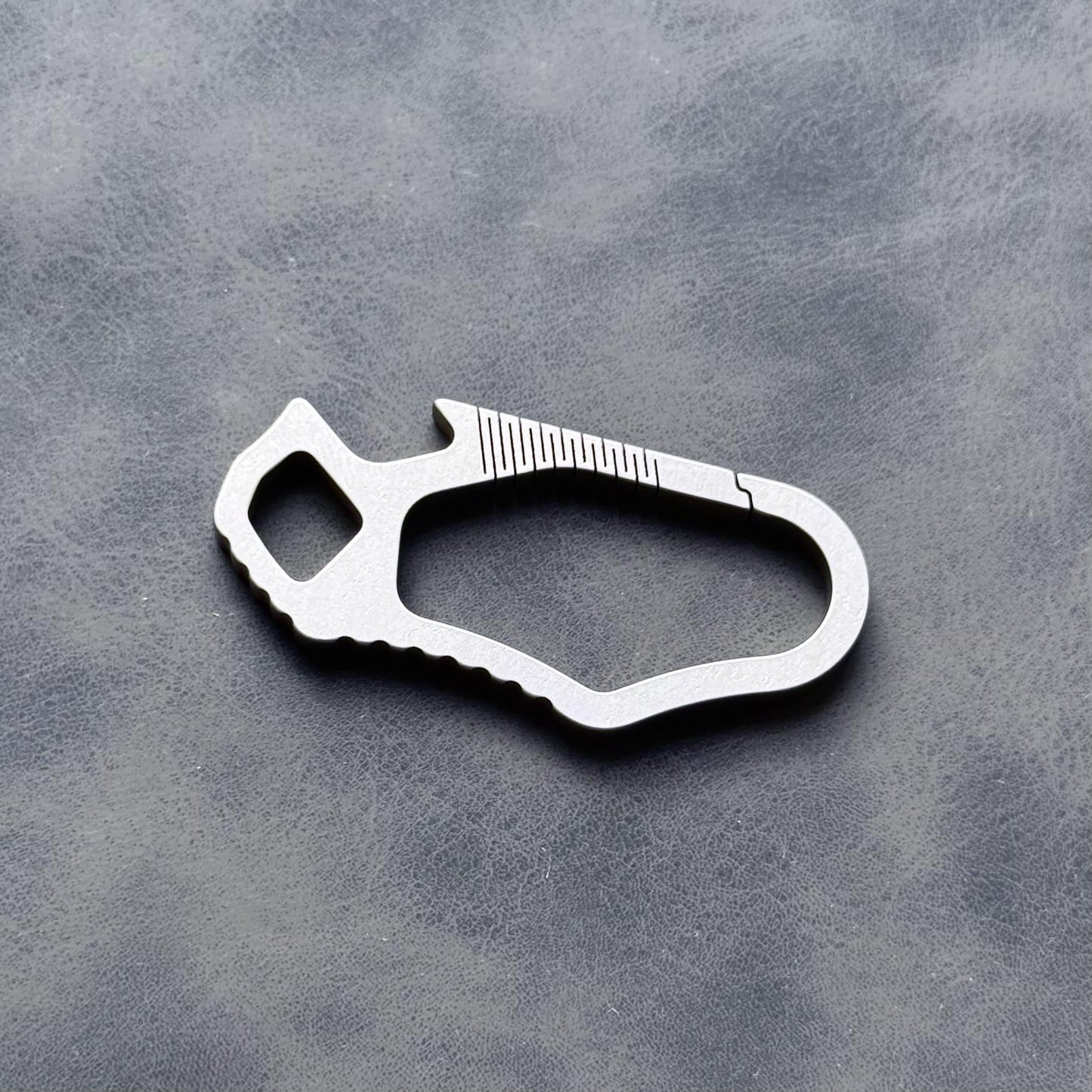 Carabiner Keychain Titanium Ring ,EDC Key Holder for Everyday Carry, Outdoor Travel & Gift, bottle opener,Multi tool, Pocket Gear,