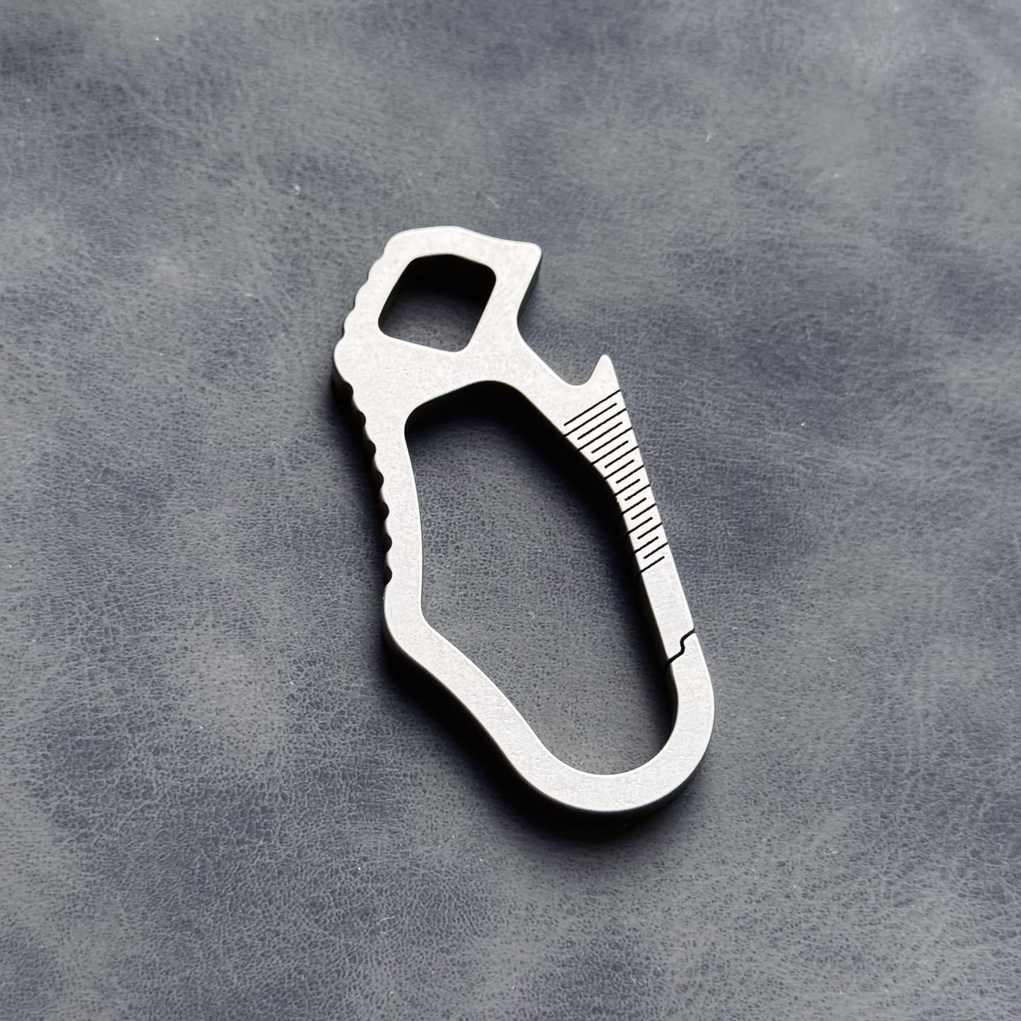 Carabiner Keychain Titanium Ring ,EDC Key Holder for Everyday Carry, Outdoor Travel & Gift, bottle opener,Multi tool, Pocket Gear,