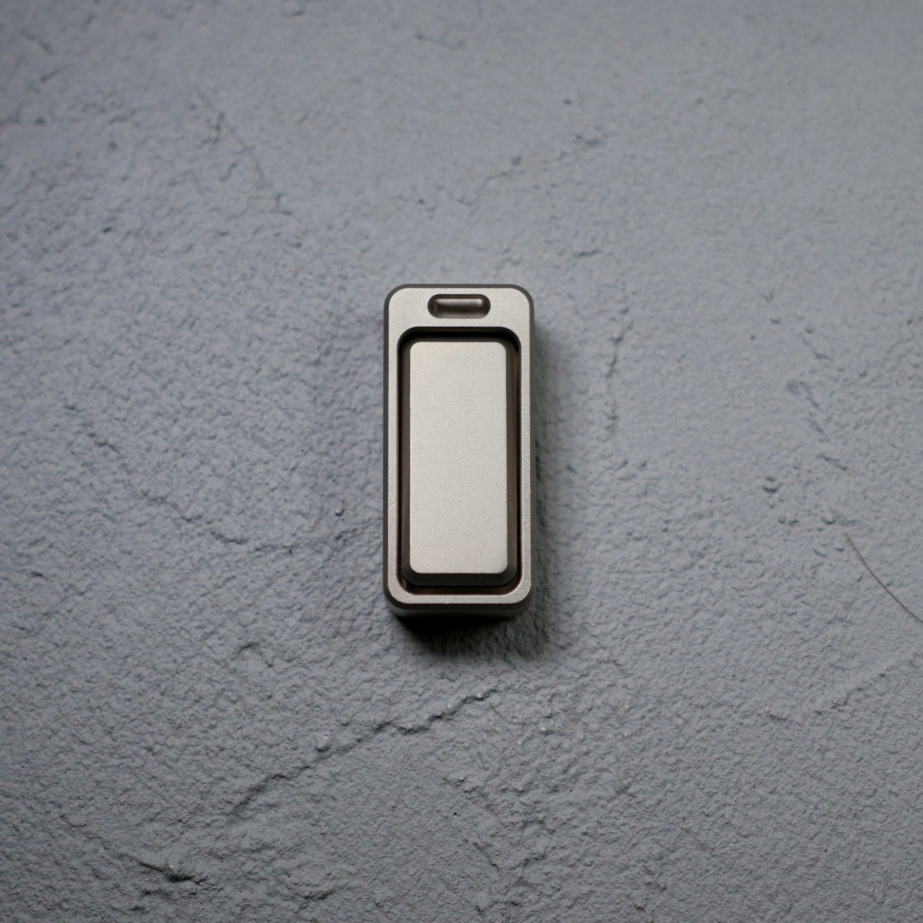 Mini Clicker Titanium – Pocket-Sized Fidget Toy for Stress Relief